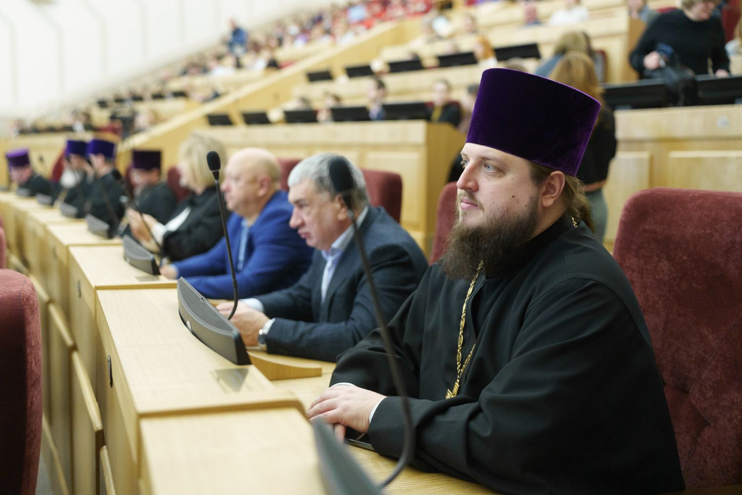 Иерей Александр Сахненко принял участие в XI Парламентских встречах