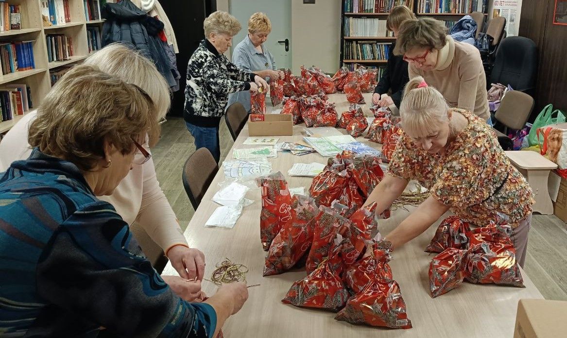 Рождественские подарки для воинов от Георгиевского прихода