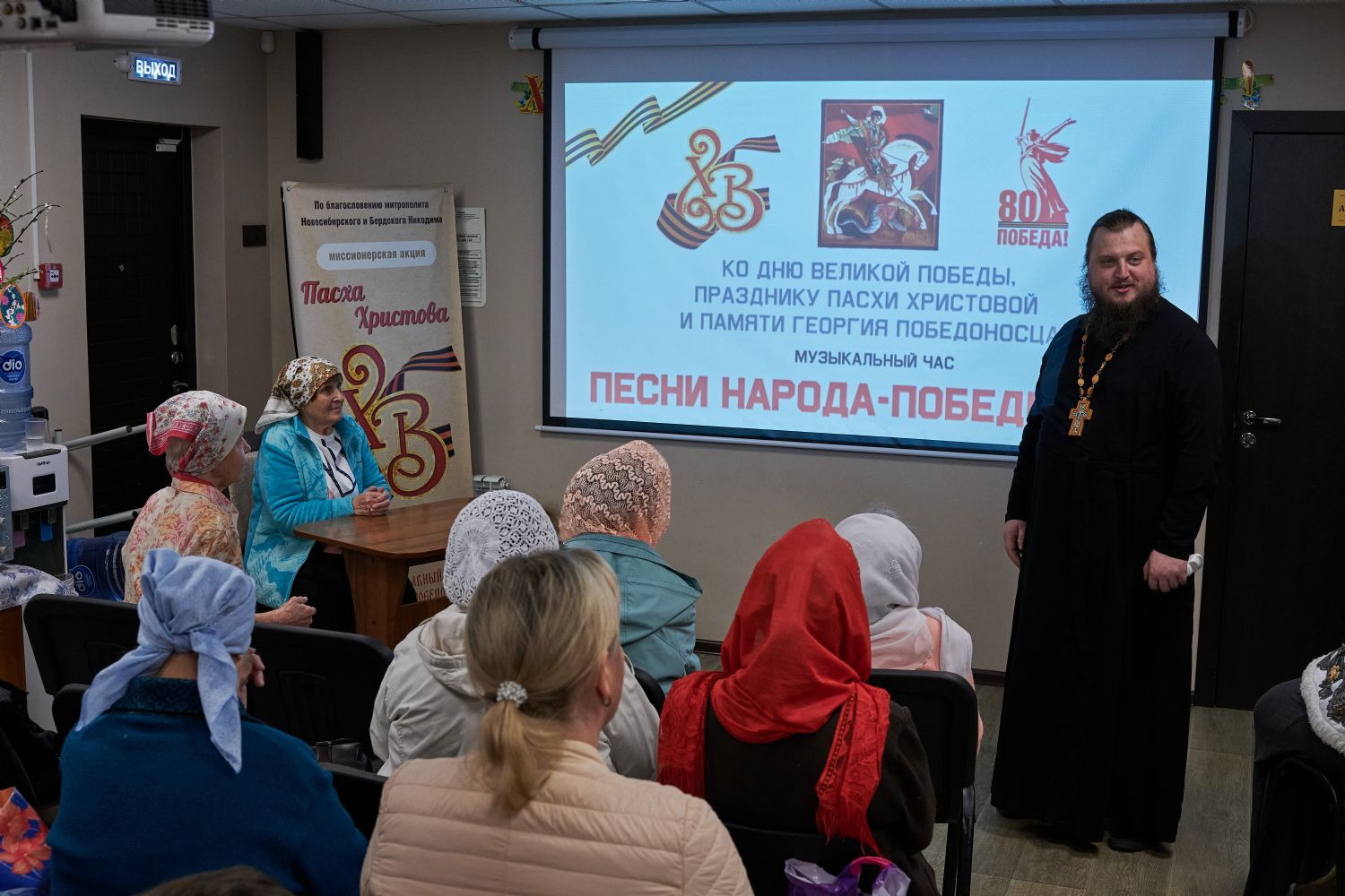 В Георгиевском храме состоялся музыкальный час «Песни народа-победителя»