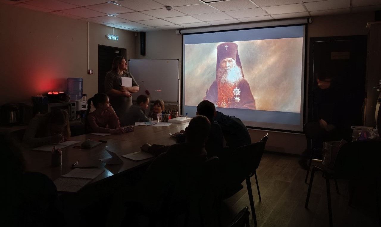 На Приходе начались просветительские мероприятия, посвящённые святителю Макарию Алтайскому