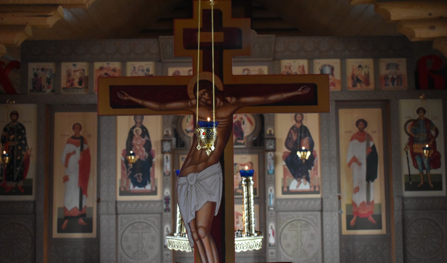 Чтение Страстных Евангелий на утрене Страстного Пятка