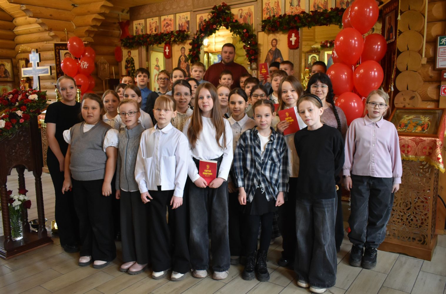 Традиционные пасхальные экскурсии состоялись в Георгиевском храме