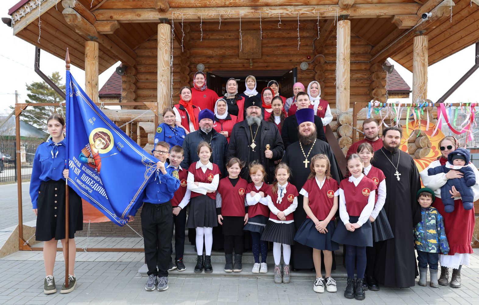 Митрополит Варфоломей посетил с рабочим визитом Георгиевский храм