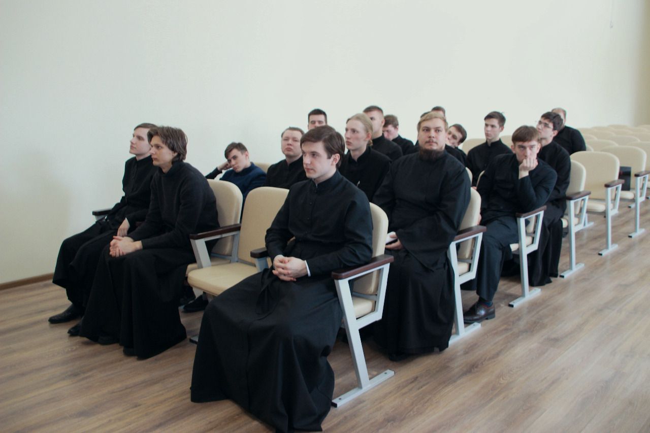 В Семинарии прошла студенческая научная конференция, посвященная Дню православной книги